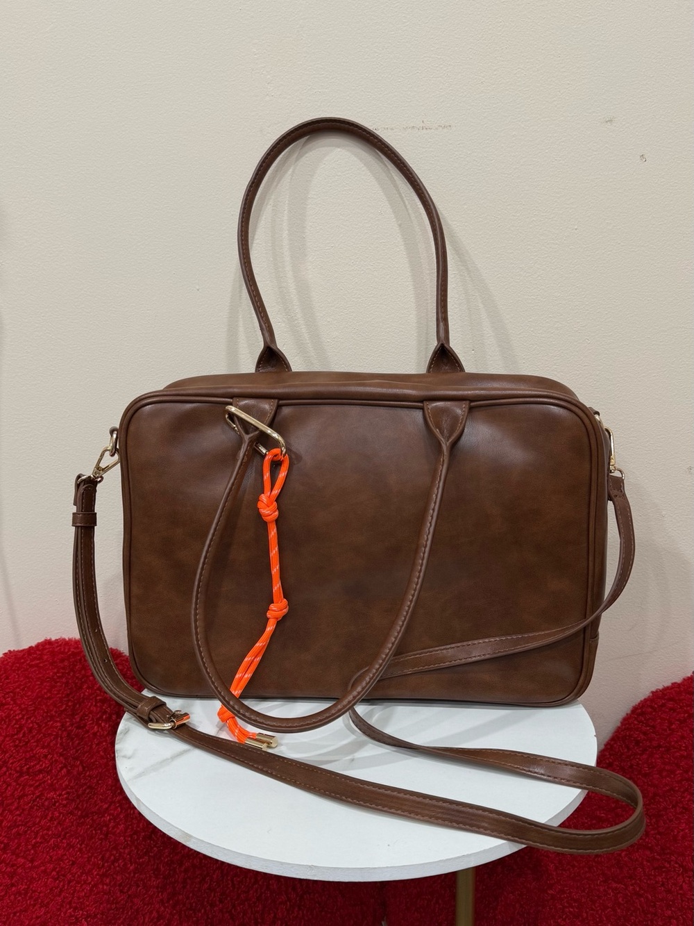 Universal Thread Brown Shoulder Bag Satchel Crossbody Gold Hardware